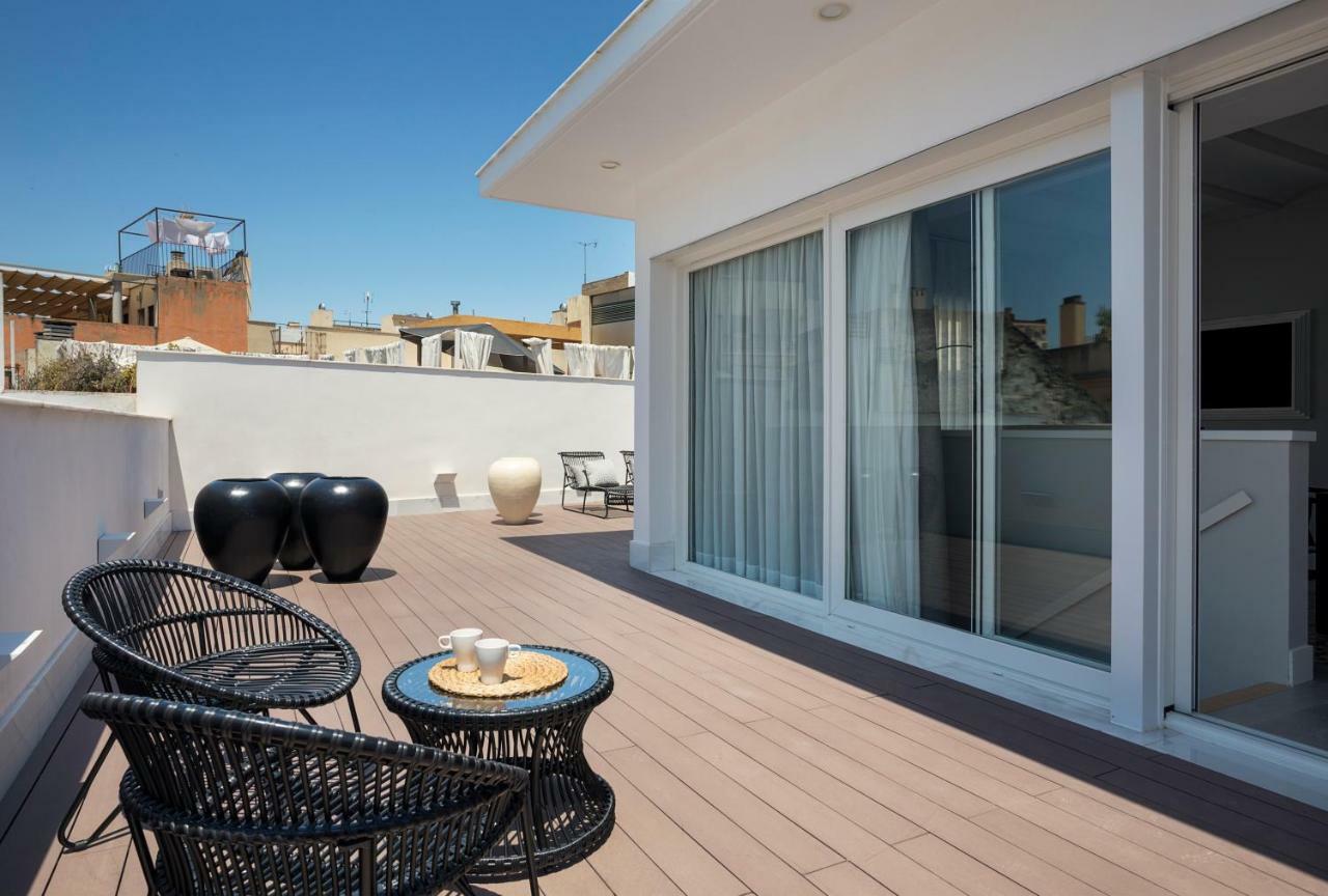 Apartamentos One Shot Conde De Torrejon Sevilla Bagian luar foto